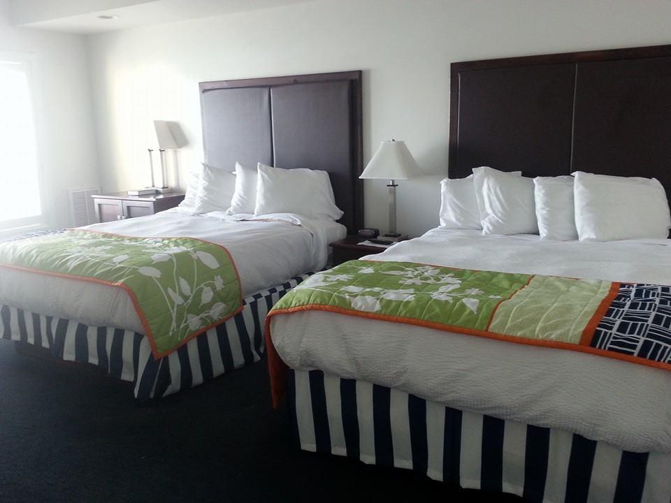 Island Inn & Suites, Ascend Hotel Collection Piney Point Exteriér fotografie
