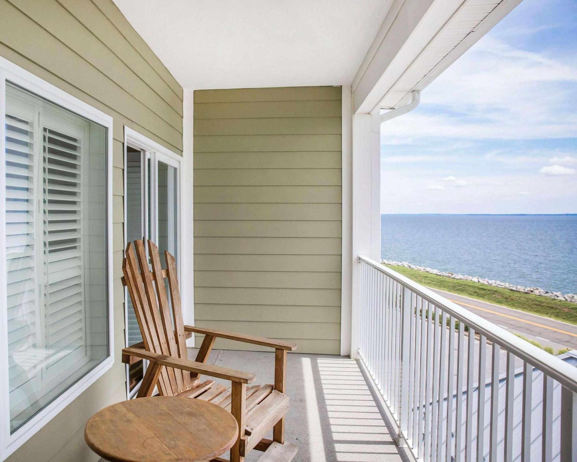Island Inn & Suites, Ascend Hotel Collection Piney Point Exteriér fotografie