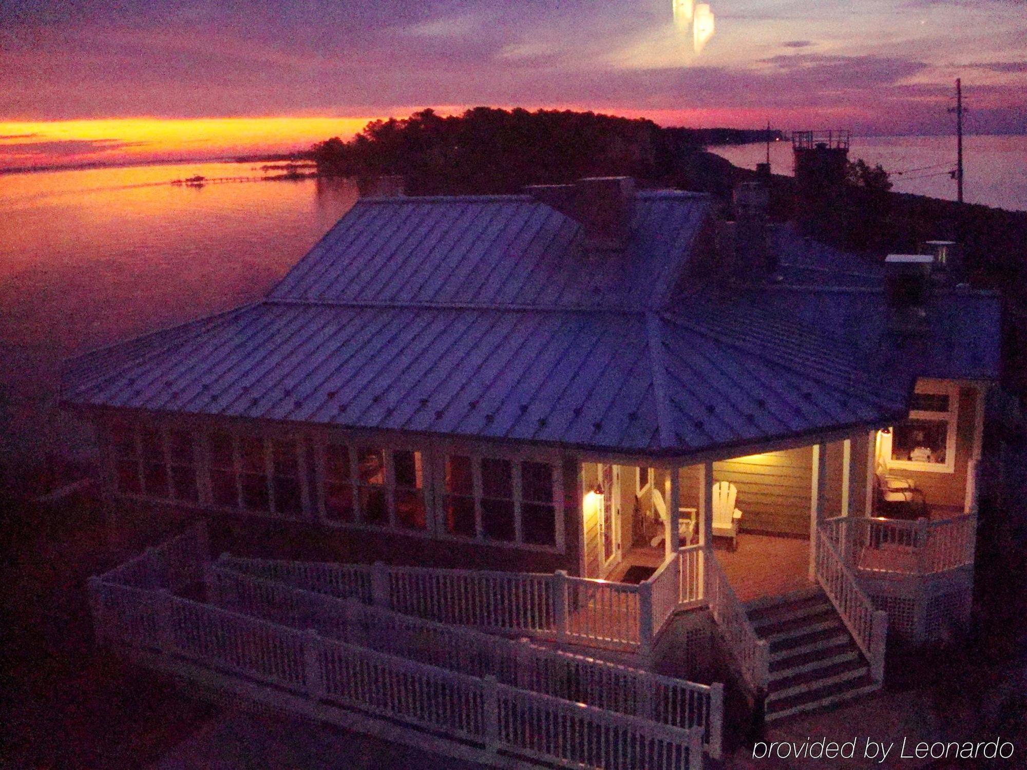 Island Inn & Suites, Ascend Hotel Collection Piney Point Exteriér fotografie