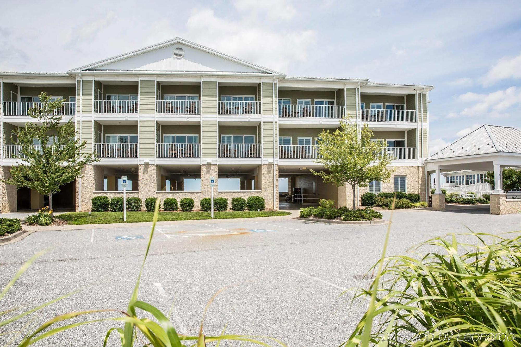 Island Inn & Suites, Ascend Hotel Collection Piney Point Exteriér fotografie