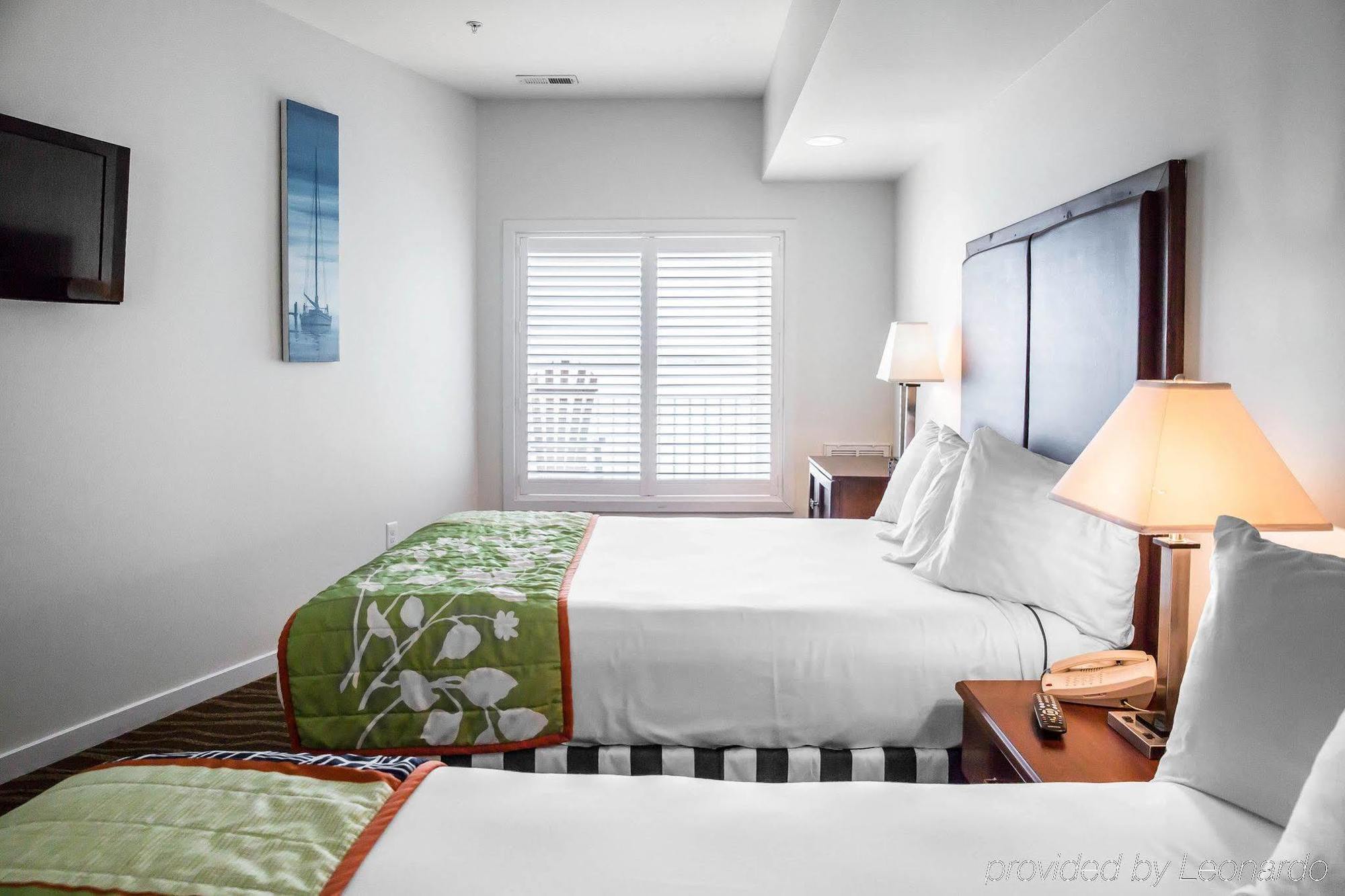 Island Inn & Suites, Ascend Hotel Collection Piney Point Exteriér fotografie